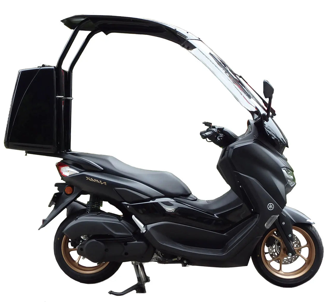 N-MAX（屋根付き）